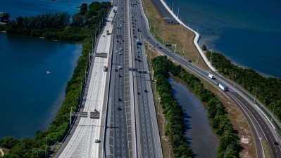 447534-1-52-01 I-275 Causeway Seawall and Trail from Reo St to